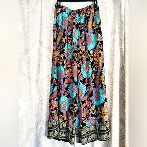 NWT Paisley Boho Palazzo Pants